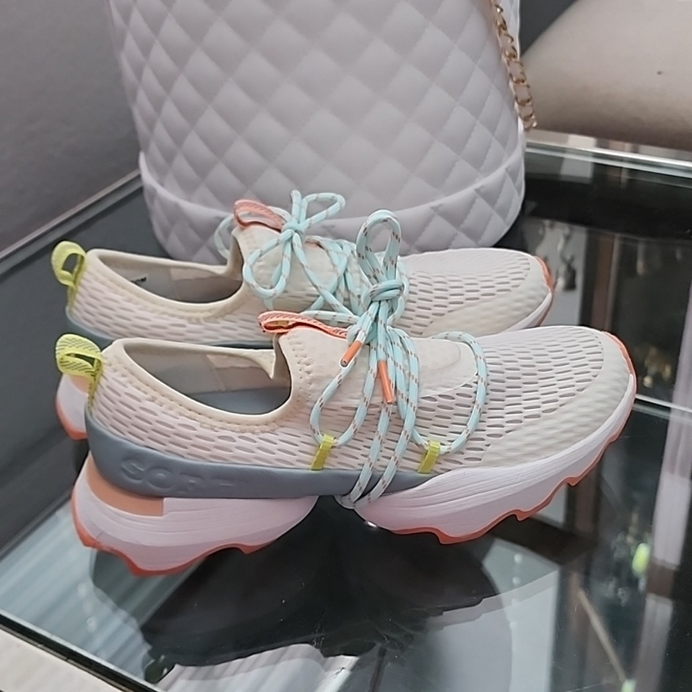 Sorel Sneakers - EUC